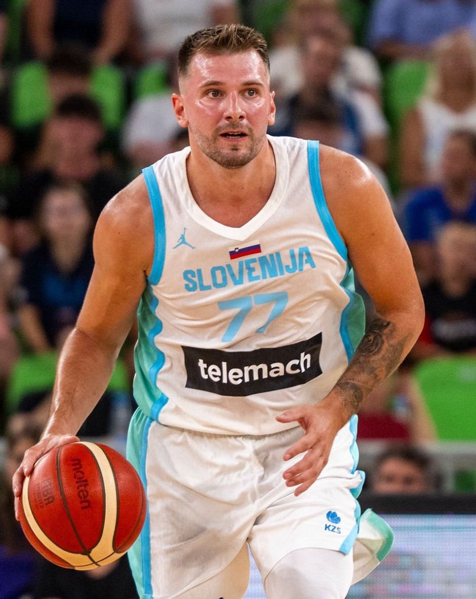 包含意大利杯赛程吃紧，上海海港赛后伤情更新，更衣室稳定，团队化学反应显著的词条-爱游戏娱乐